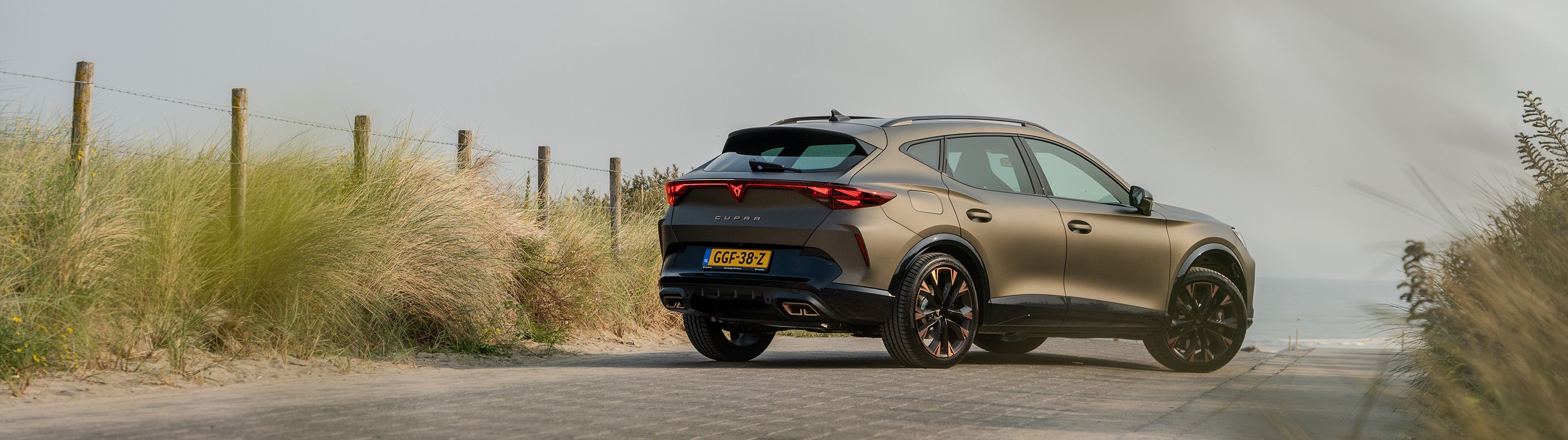 Nieuwe CUPRA Formentor aan de zee