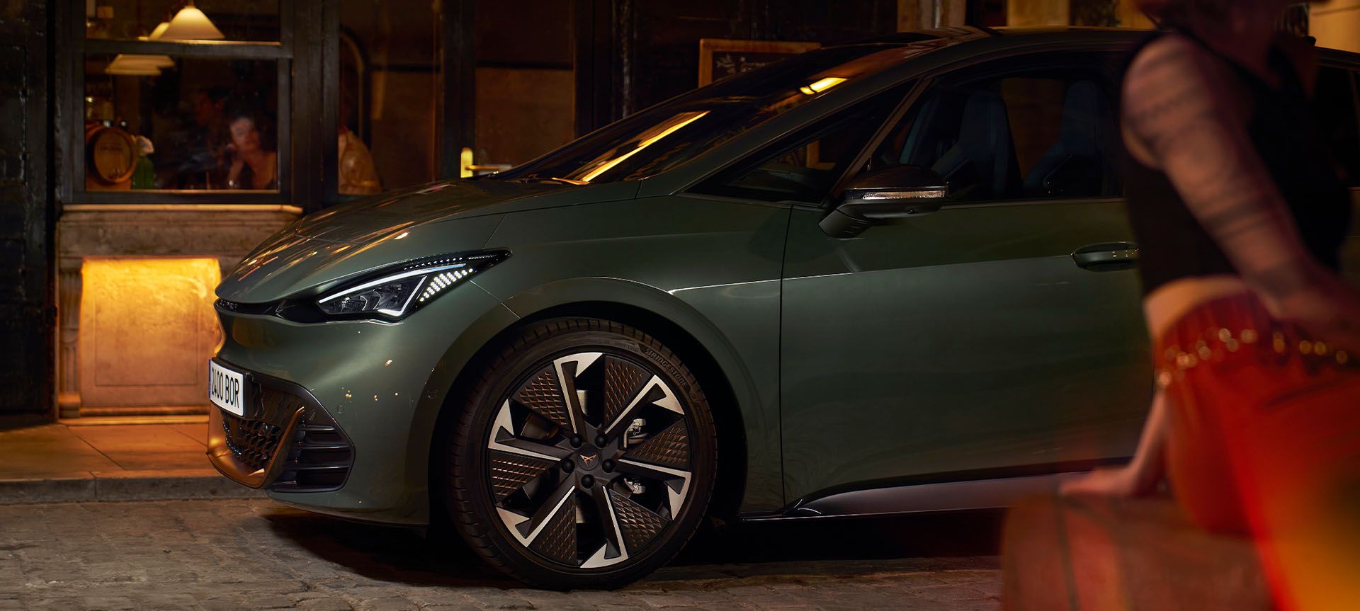 CUPRA Born VZ Thunderstorm tirews alloy wheels